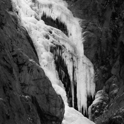 'ICE FALL' // Tirol, Austria. 2026 // #26002810
